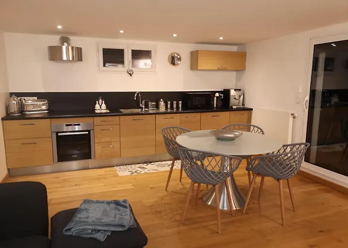 Tres Bel Appartement Avec Vue Sur Les Montagnes